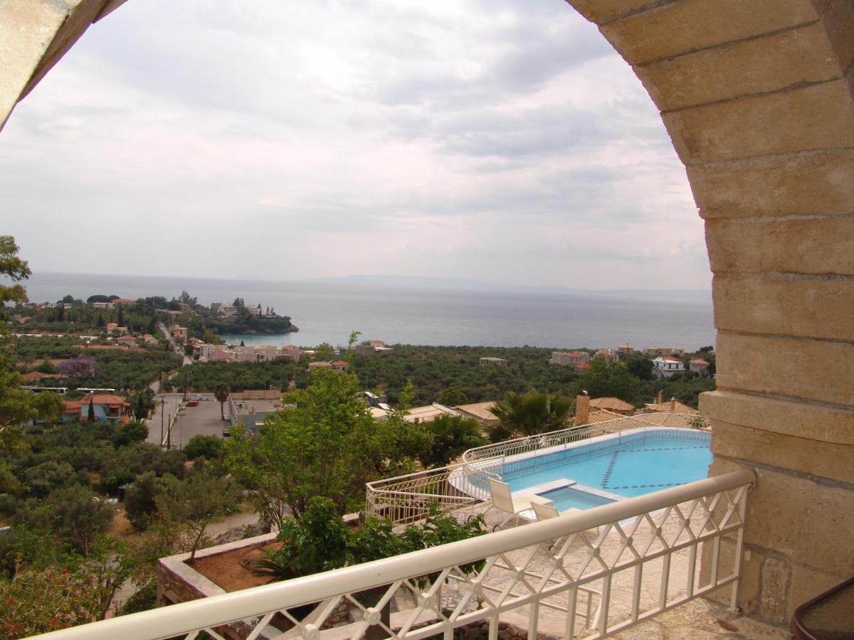 Hotel Kolokotronis &