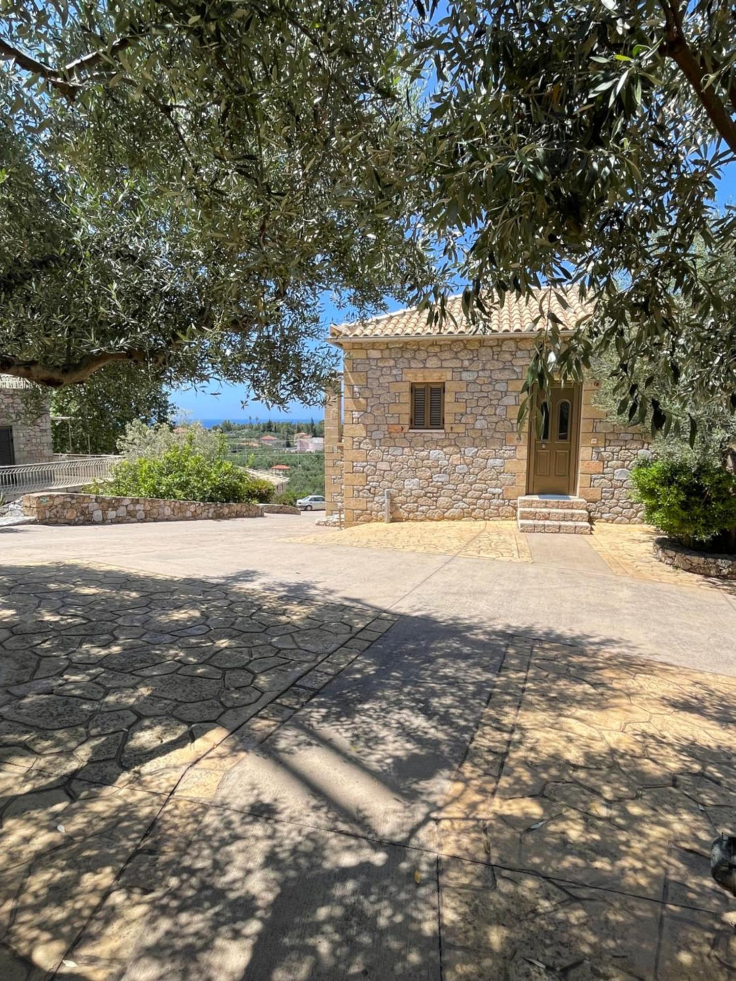 Kolokotronis & Hotel 4*